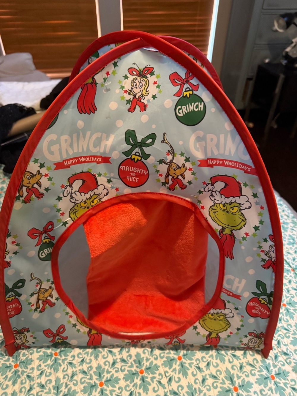 Grinch Holiday Small Pet Tent - Red & Light Blue
